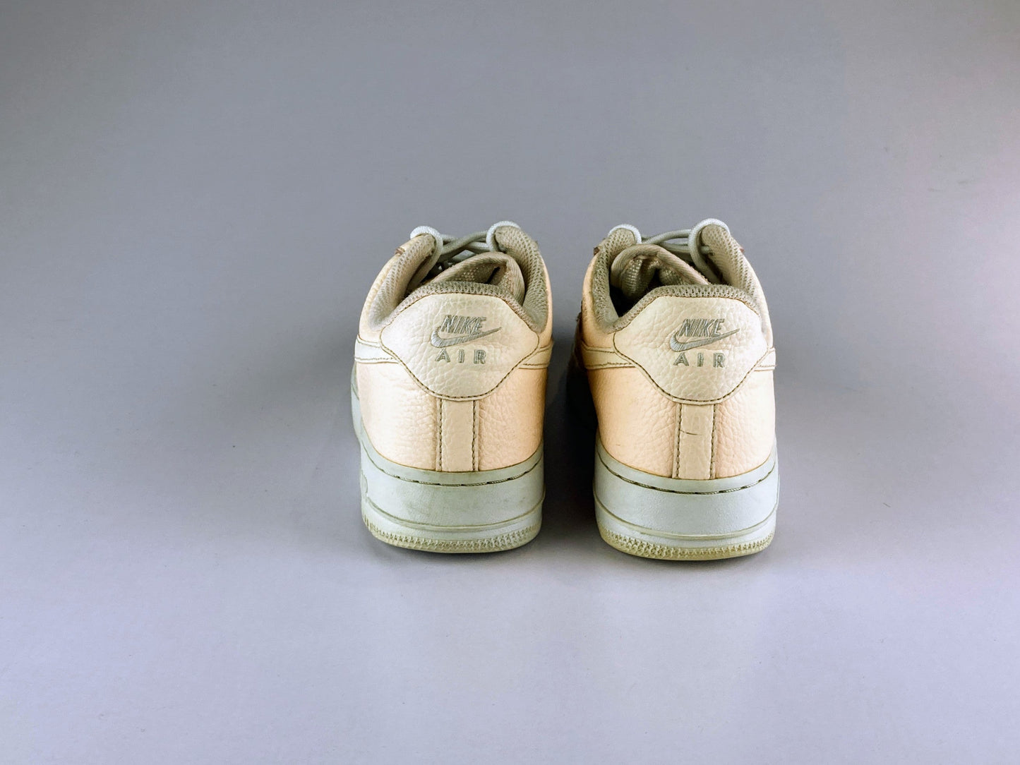 Nike Wmns Air Force 1 07 'Essential Crimson Tint/Pink'
