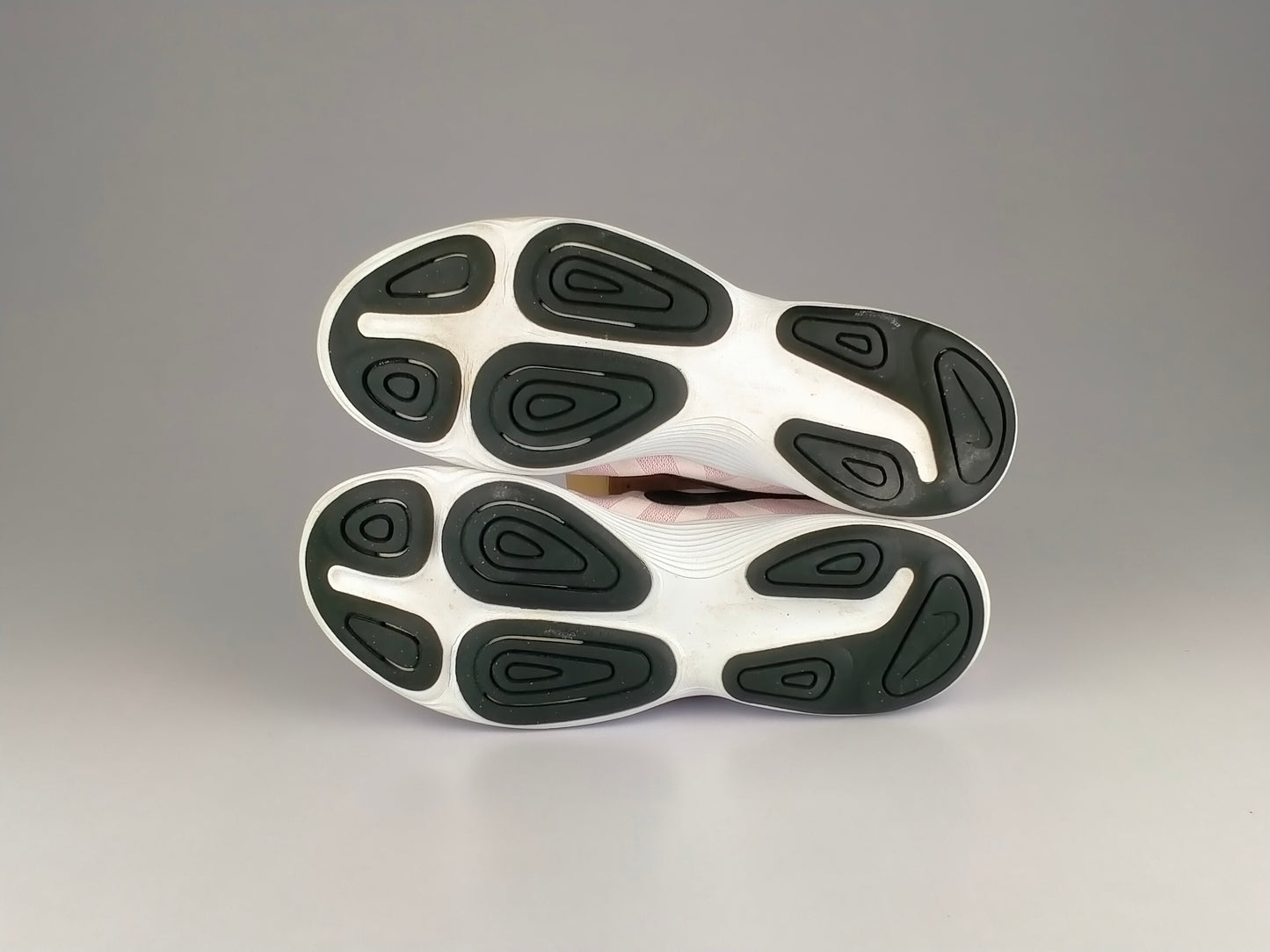 Shoes that are available online in Pakistan at athleticorner.com