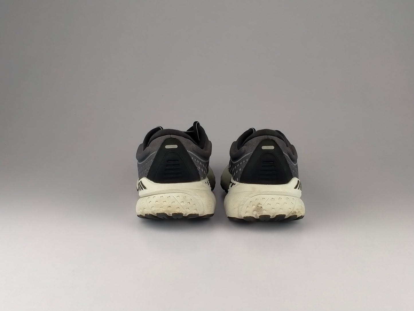 Brooks Adrenaline GTS 21 'Black/Blackened Pearl/Grey'-Running-Athletic Corner