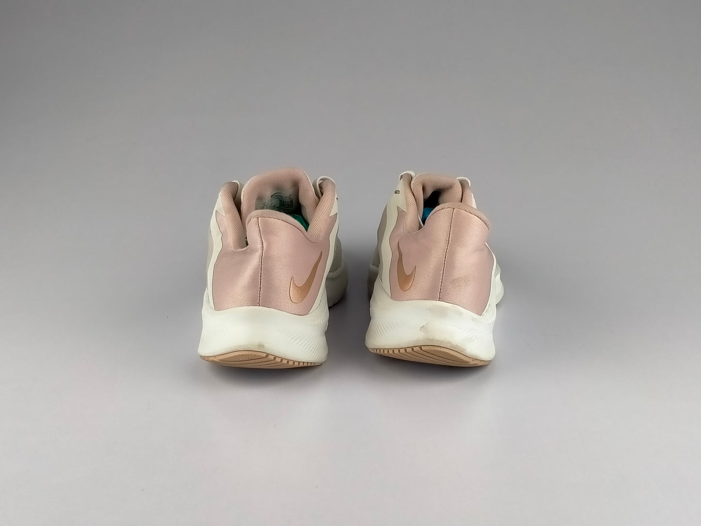 Nike Wmns Quest 3 'Platinum Tint/Metallic Red Bronze'-Sneakers-Athletic Corner
