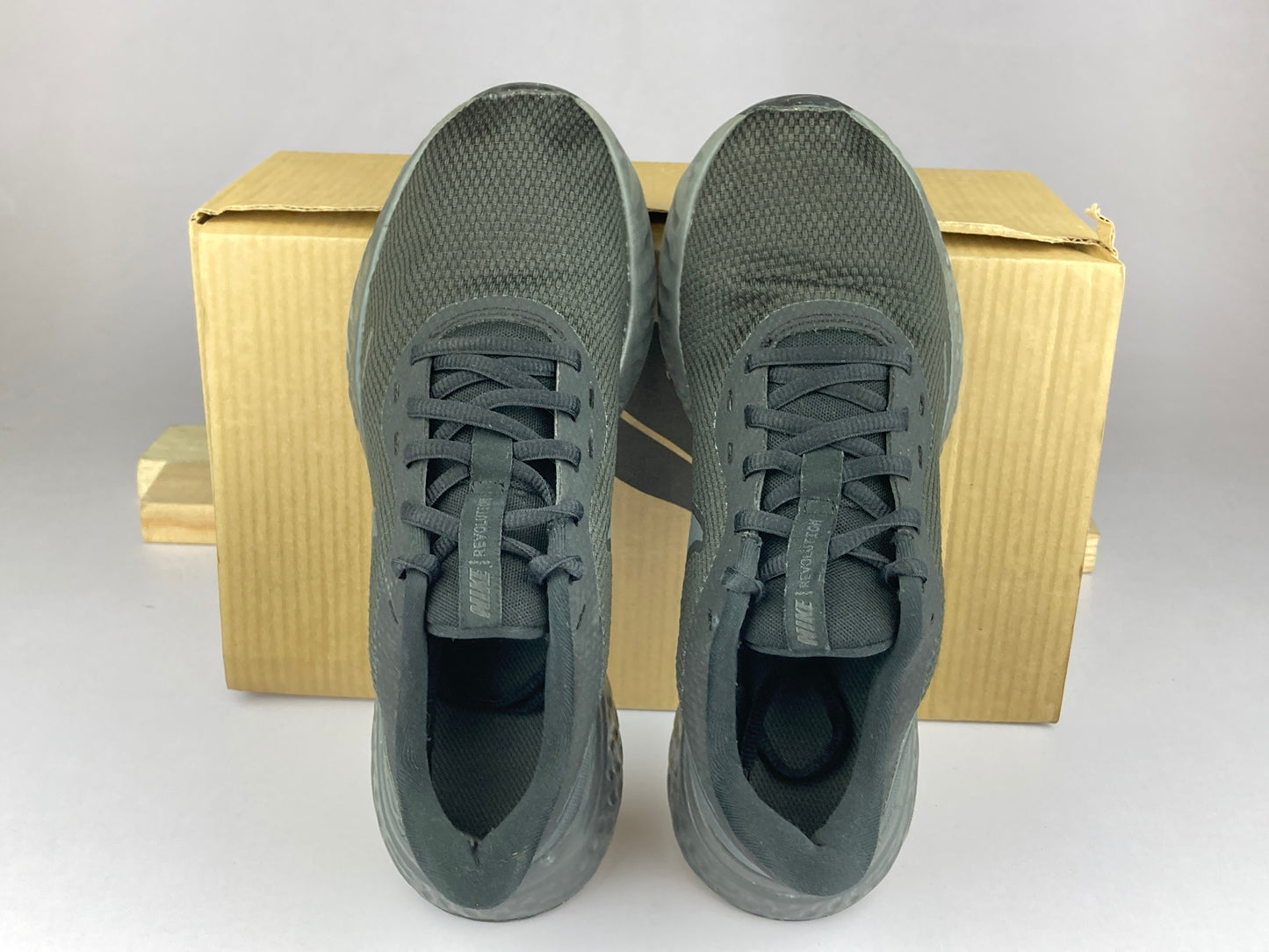 Nike Wmns Revolution 5 Black BQ3207-001-Sneakers-Athletic Corner