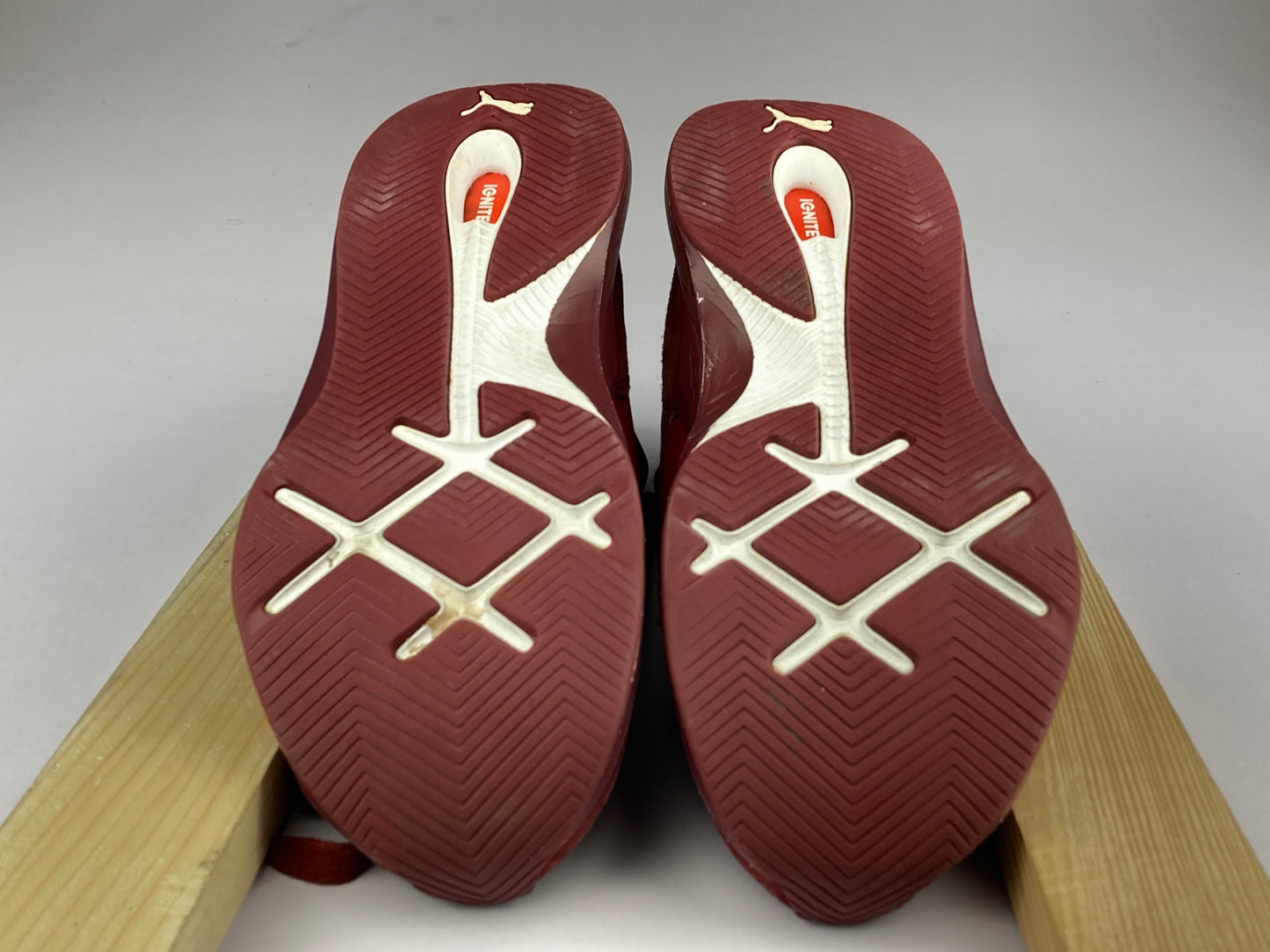 Puma Wmns Phenom Suede 'Cordovan' 190968 02-Sneakers-Athletic Corner