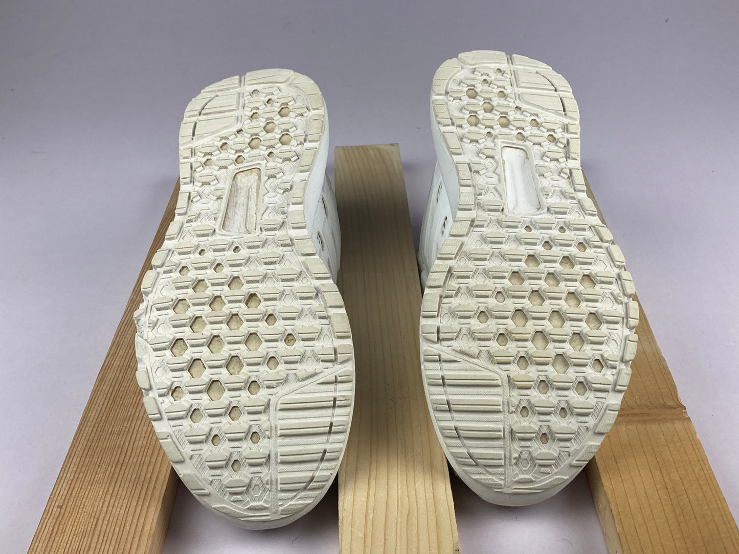 adidas Wmns Ultimashow 'Cloud White/Silver Metallic' fx3637-Running-Athletic Corner