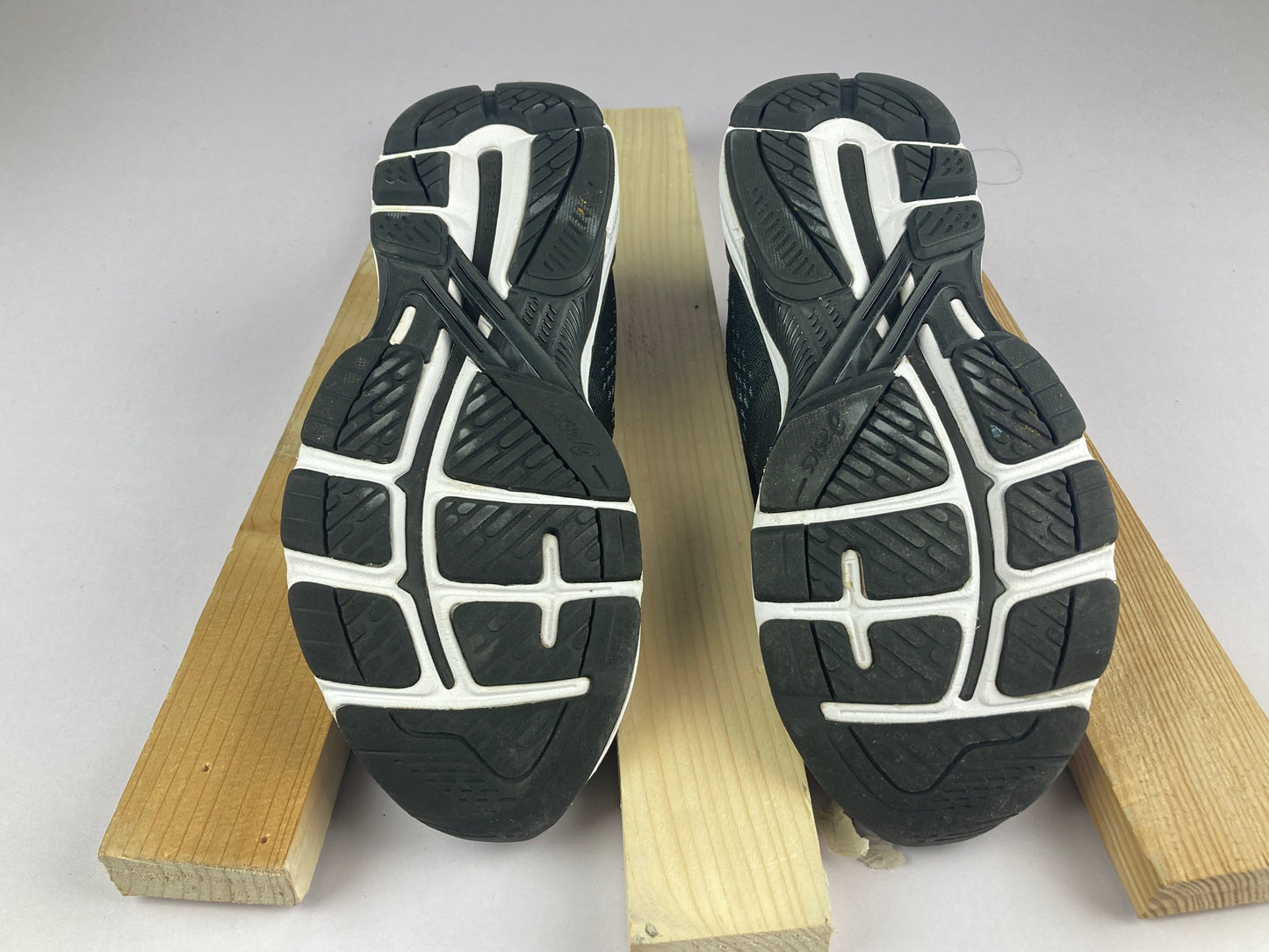 Asics Wmns GT-2000 7 'Black/White' 1012A147-Running-Athletic Corner