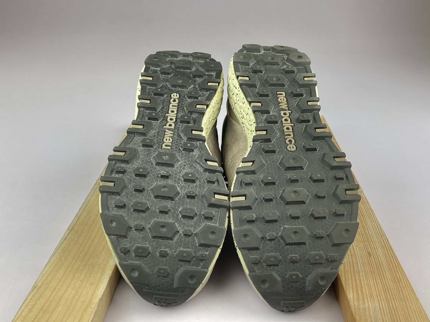 New Balance Wmns Fresh Foam Crag 'Grey'-Sneakers-Athletic Corner