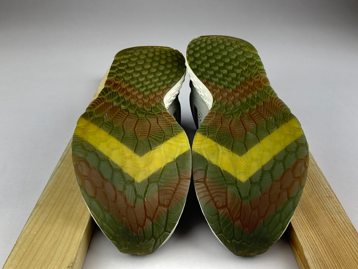 New Balance Wmns Fresh Foam Zante v2 Boston 'Grey/Purple/Blue'-Running-Athletic Corner