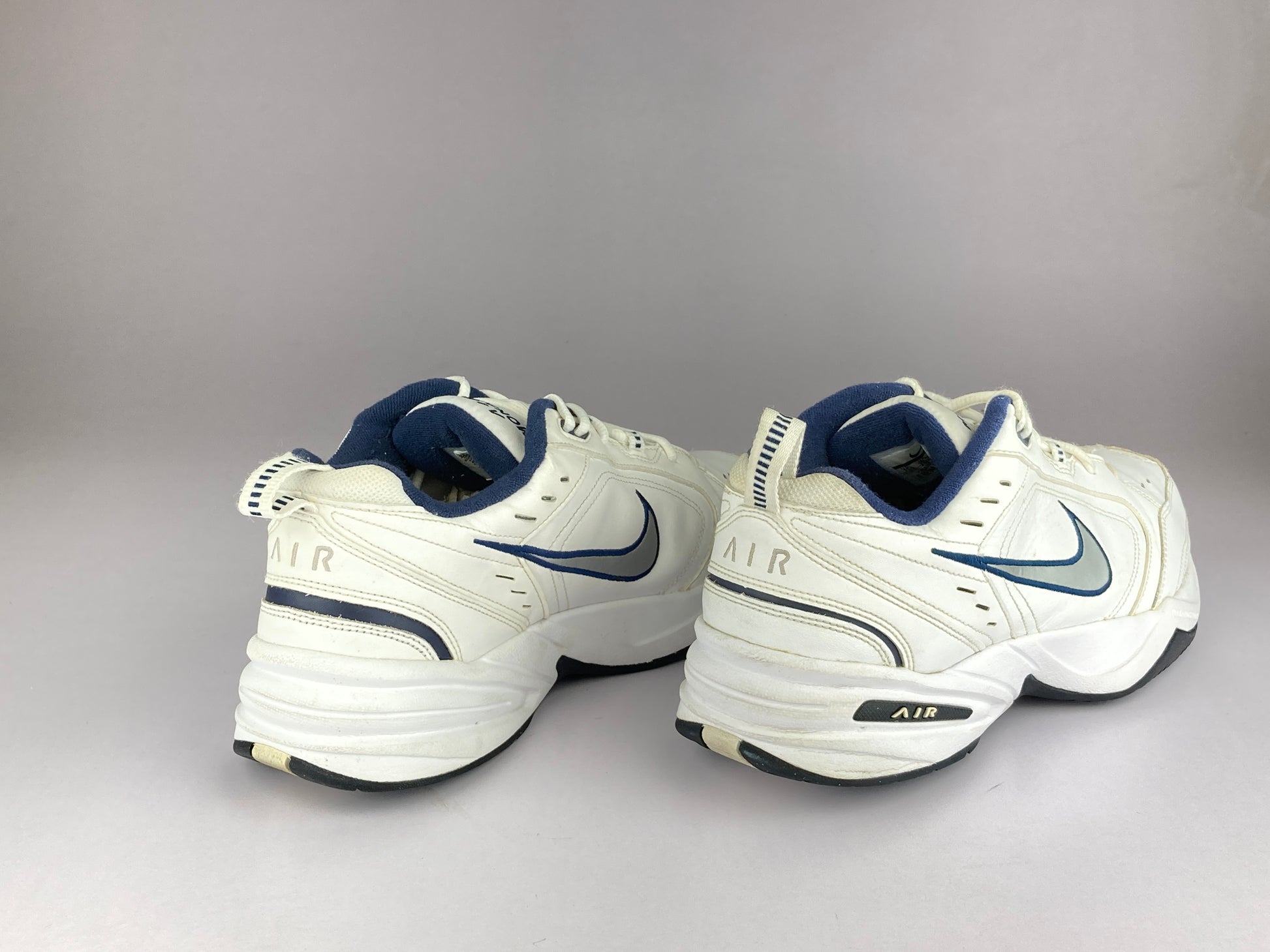 Shoes that are available online in Pakistan at athleticorner.com