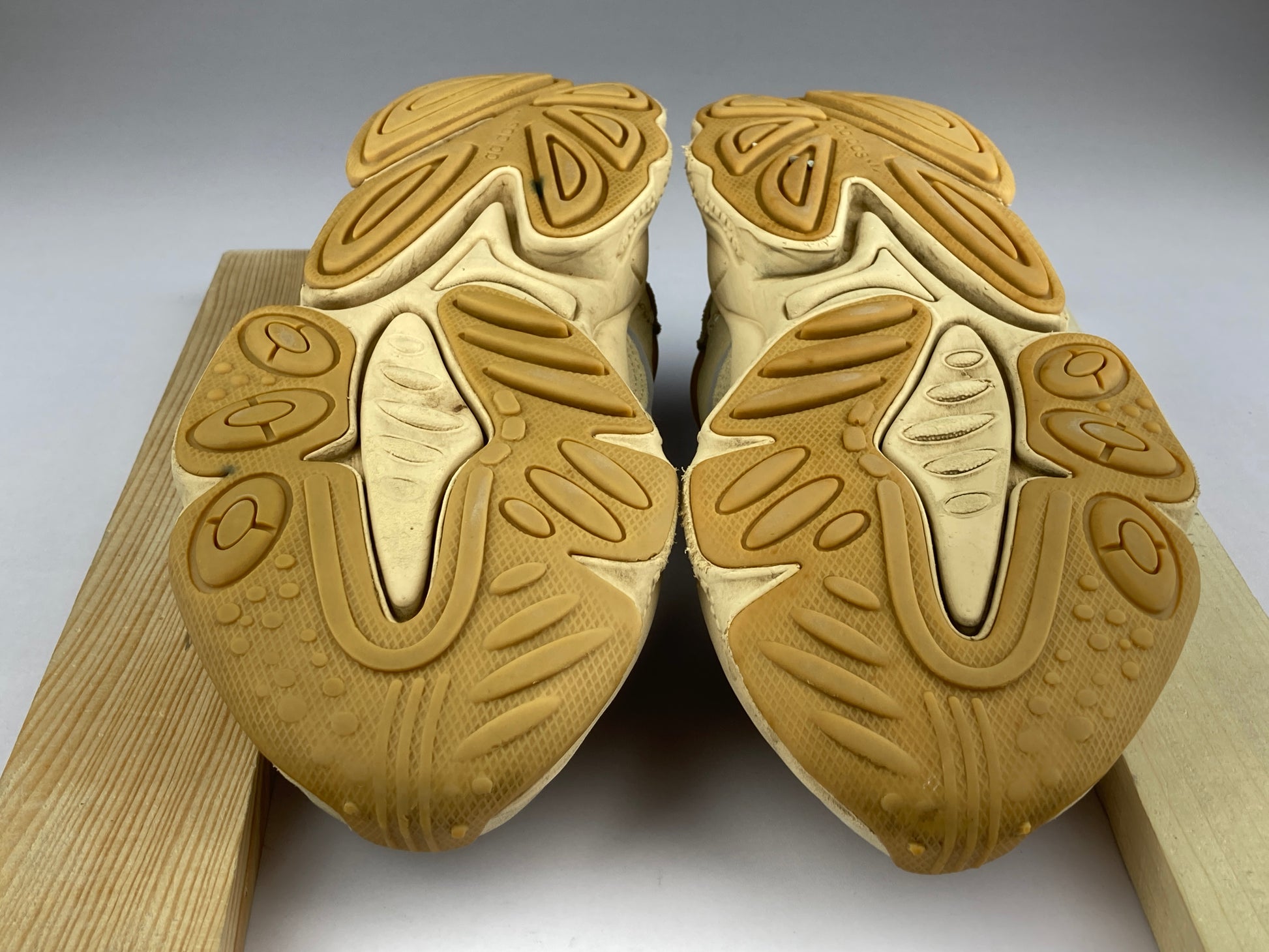 adidas Ozweego 'Pale Nude' EE6462-Sneakers-Athletic Corner