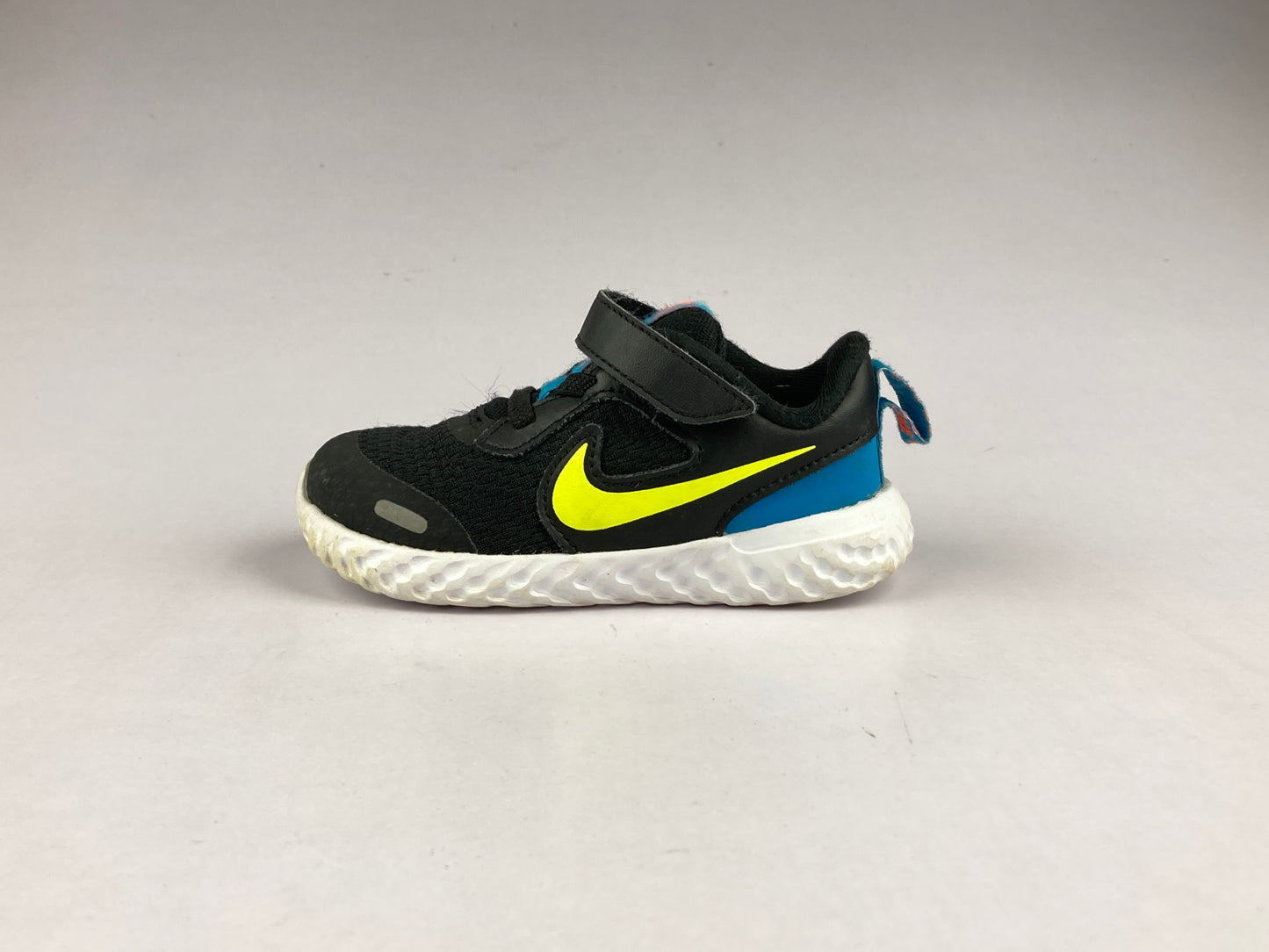 Nike Revolution 5 TD 'Black Lemon Venom' bq5673-076-Running-Athletic Corner