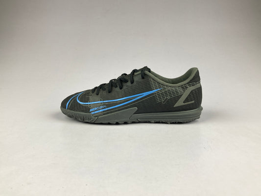 Shoes that are available online in Pakistan at athleticorner.com