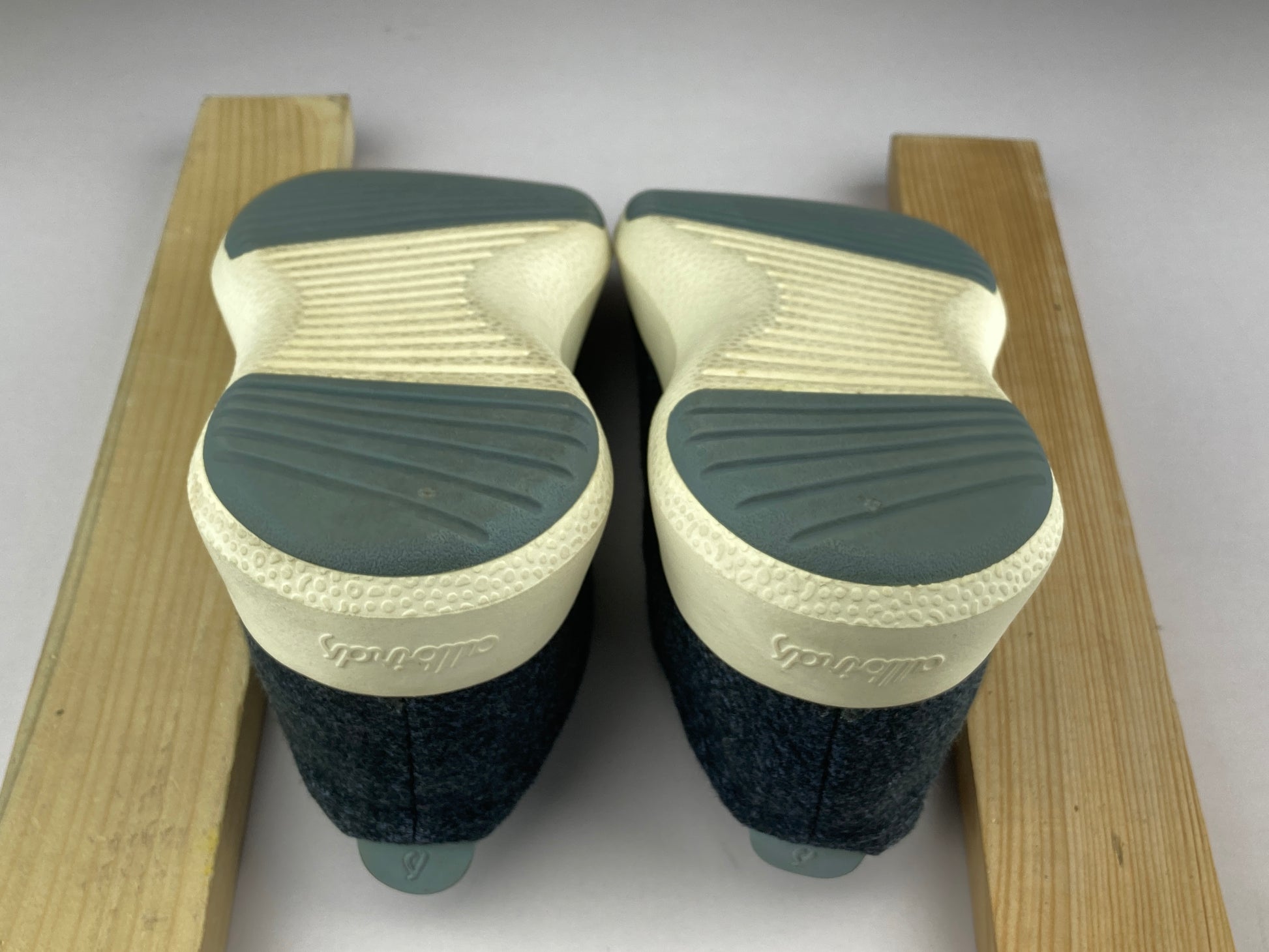 Shoes that are available online in Pakistan at athleticorner.com