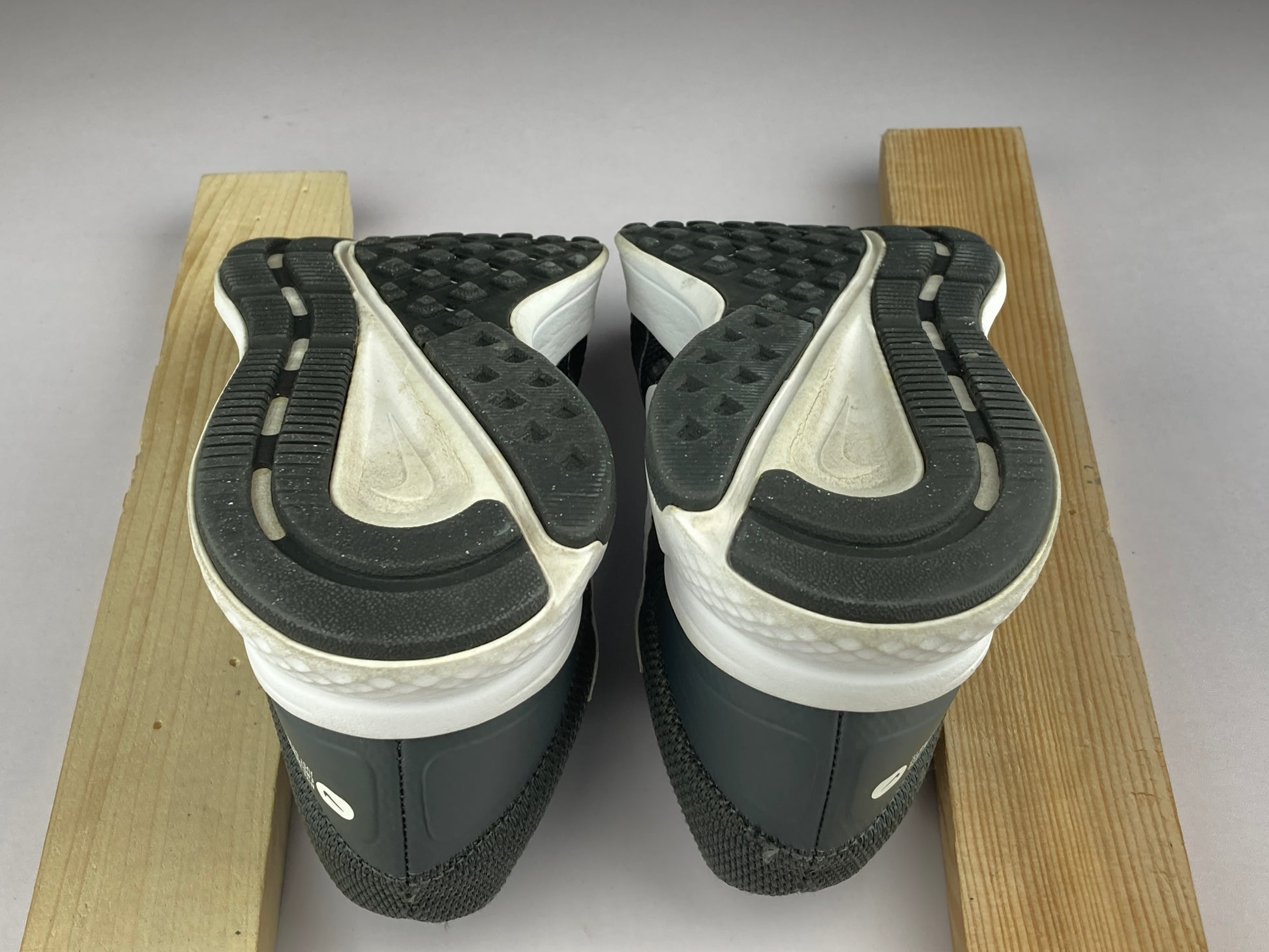 Shoes that are available online in Pakistan at athleticorner.com
