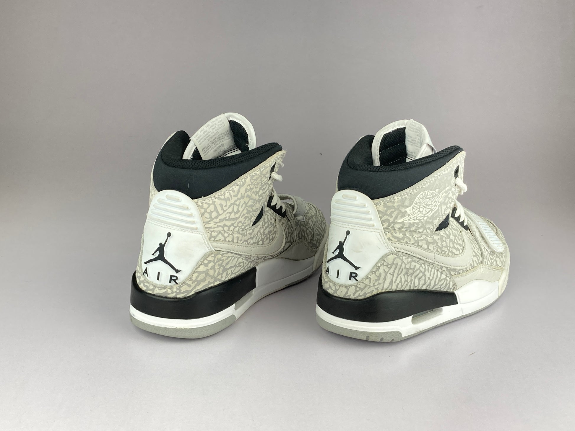 Shoes that are available online in Pakistan at athleticorner.com