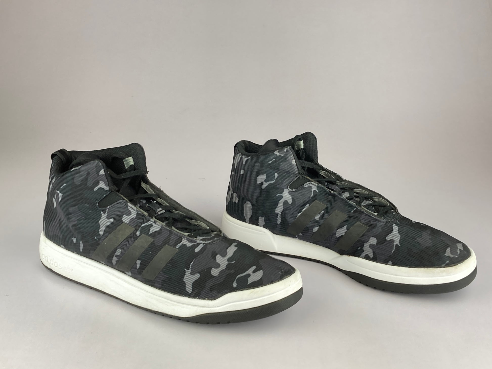 Shoes that are available online in Pakistan at athleticorner.com