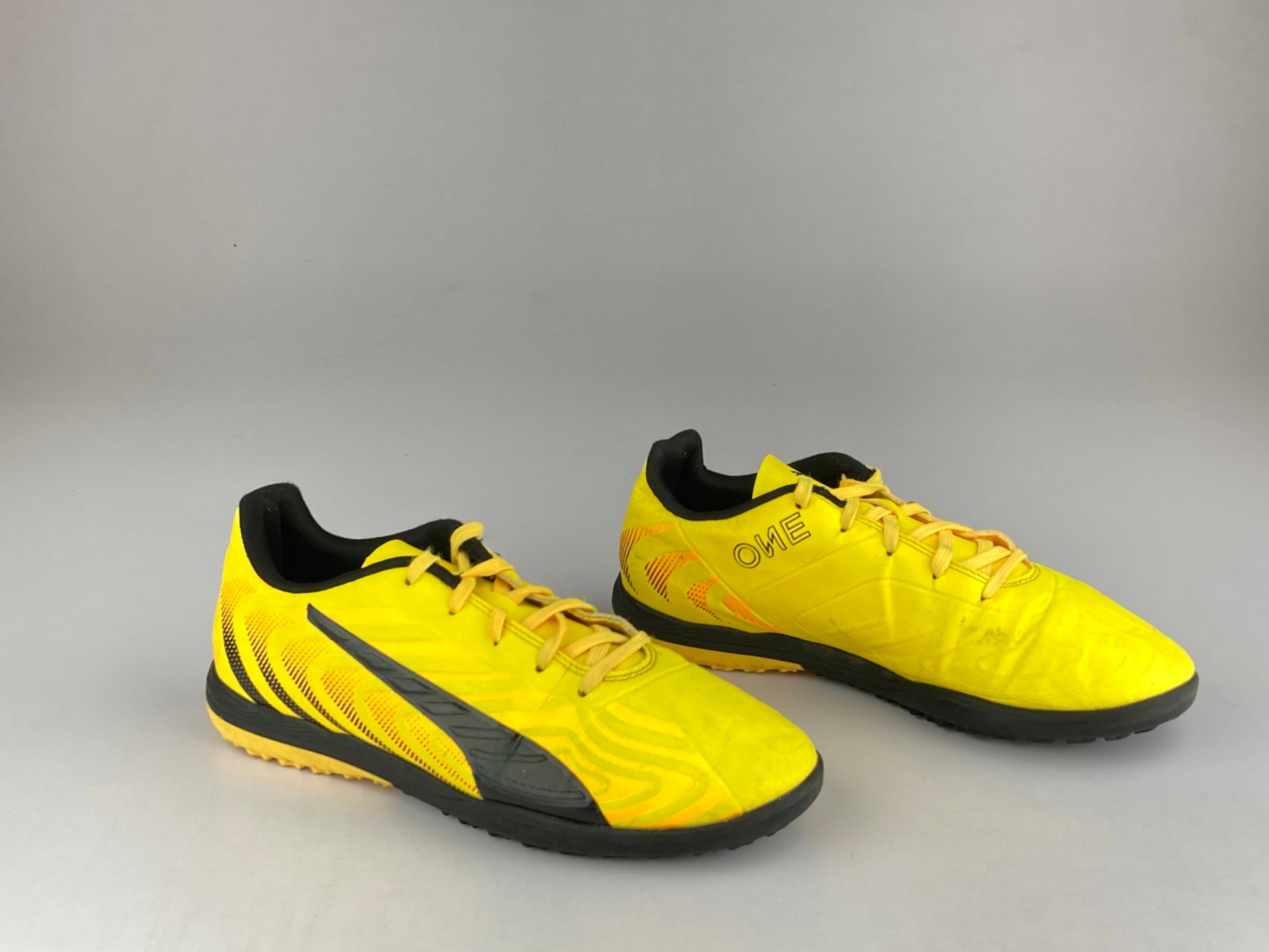 Shoes that are available online in Pakistan at athleticorner.com