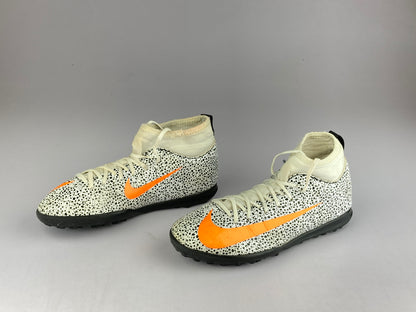Shoes that are available online in Pakistan at athleticorner.com