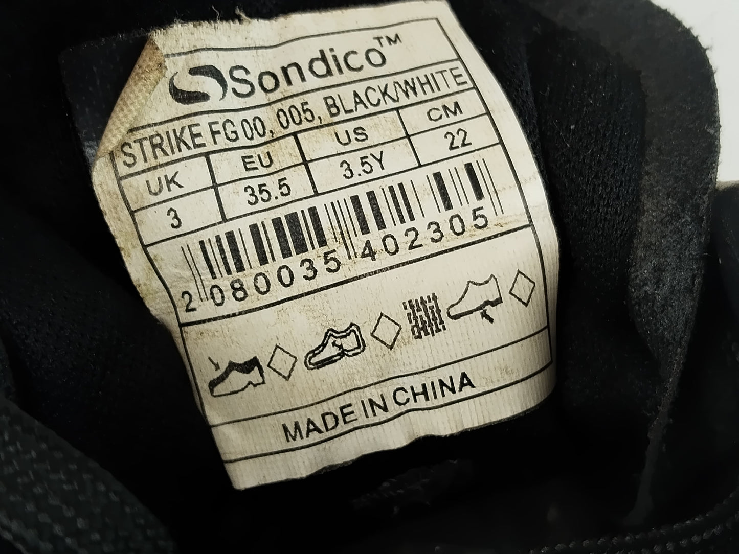 Sondico Strike FG 'Black/White