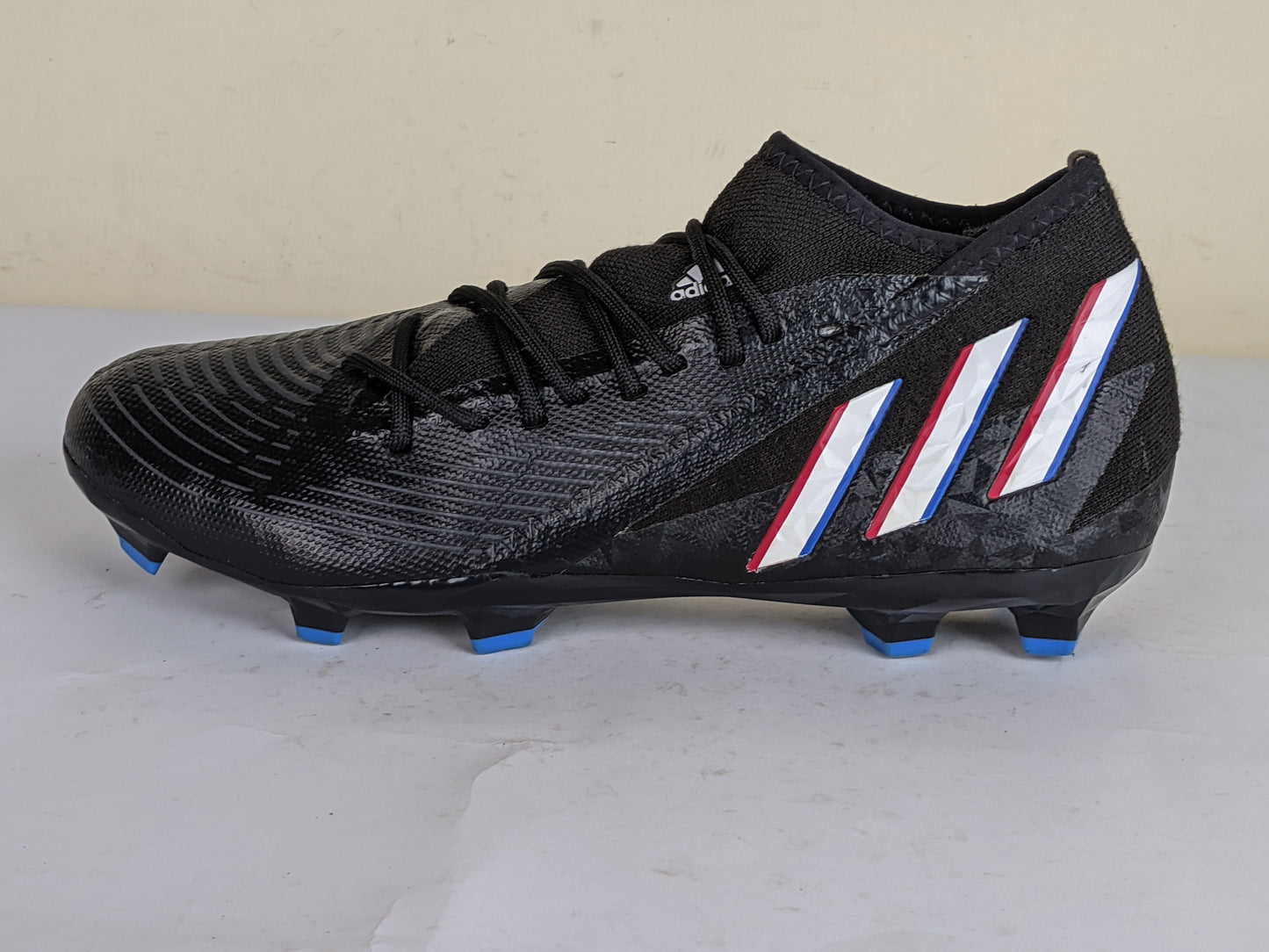 adidas Predator Edge .3 FG Shadowportal - Core Black/Footwear White/Vivid Red