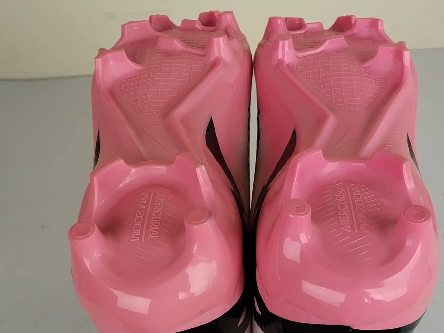 Nike Air Zoom Mercurial Vapor 15 Academy MG Mad Brilliance - Pink Foam/Black (Brand New)