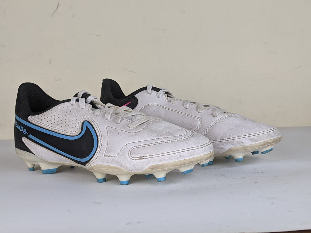Nike Tiempo Legend 9 Club MG Blast - White/Black/Baltic Blue/Pink Blast Kids