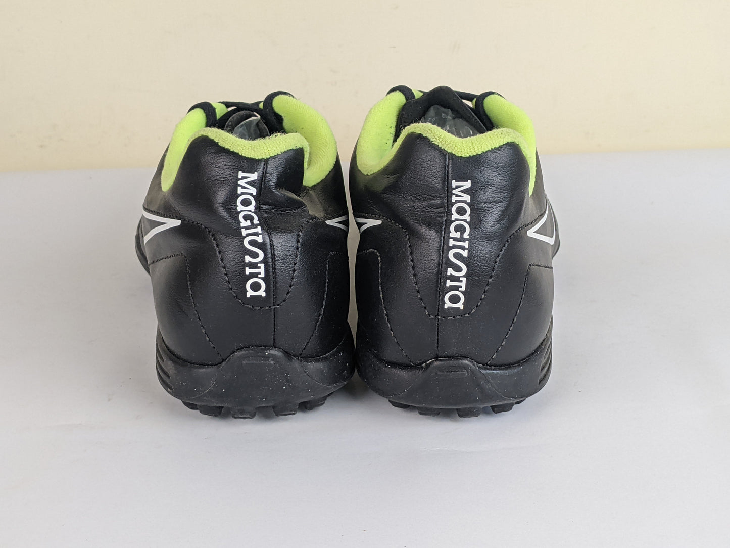 Nike Magista Ola TF Black/White