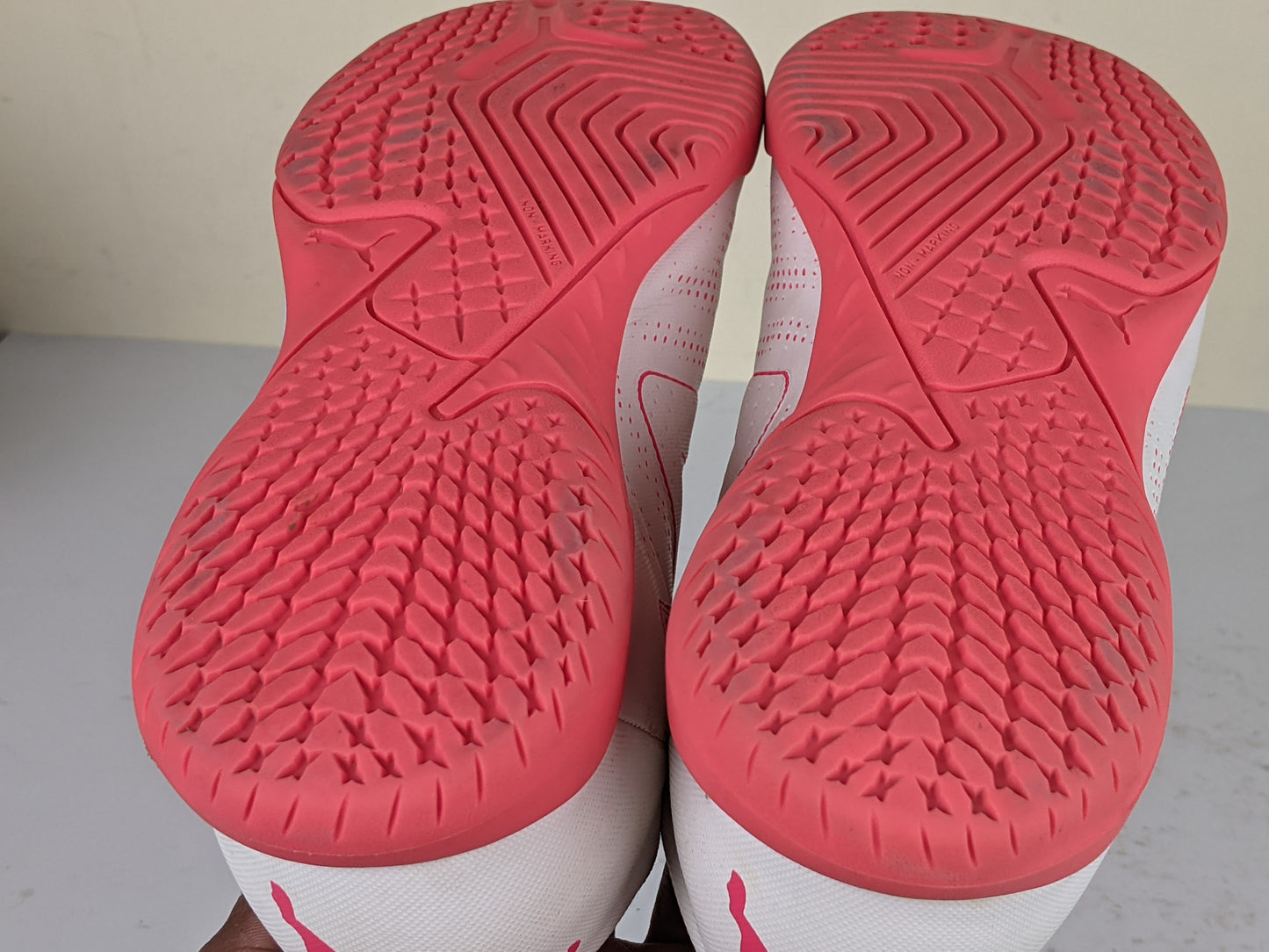 PUMA Future Play IT Breakthrough - PUMA White/Fire Orchid