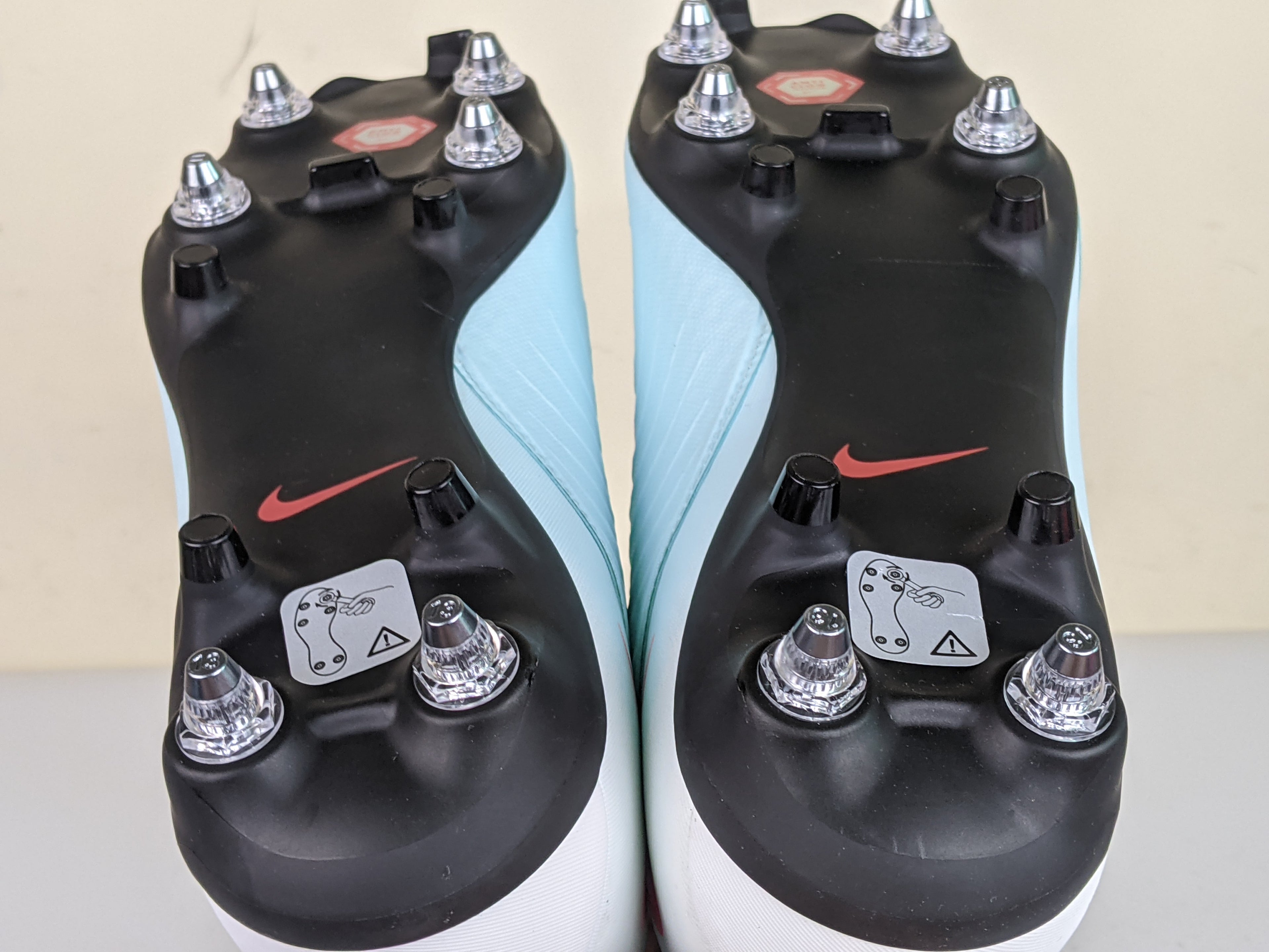 Nike Phantom GX II Academy SG-PRO Mad Energy - Mint/Atomic Red/Off Noir (Brand New)