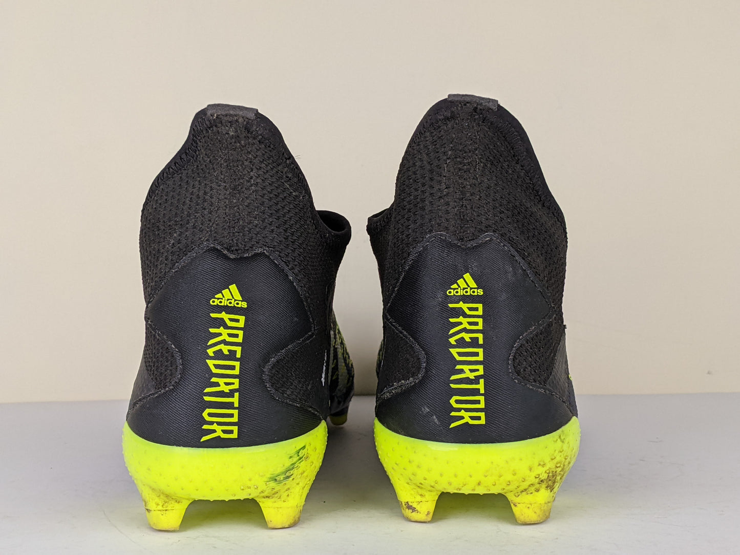 adidas Predator Freak .3 Laceless FG/AG Superlative - Core Black/Footwear White/Solar Yellow