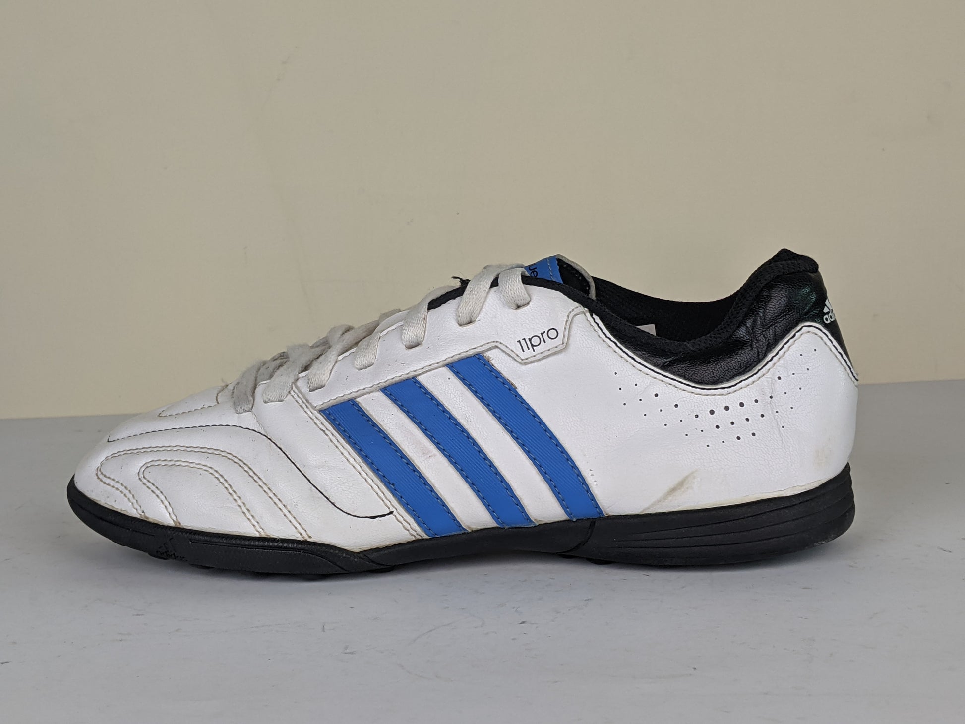 adidas Questra TRX TF 'White