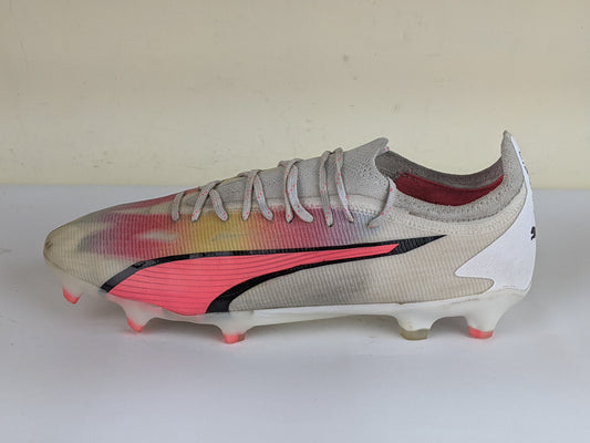 PUMA Ultra Ultimate FG/AG Breakthrough - White/Black/Fire Orchid