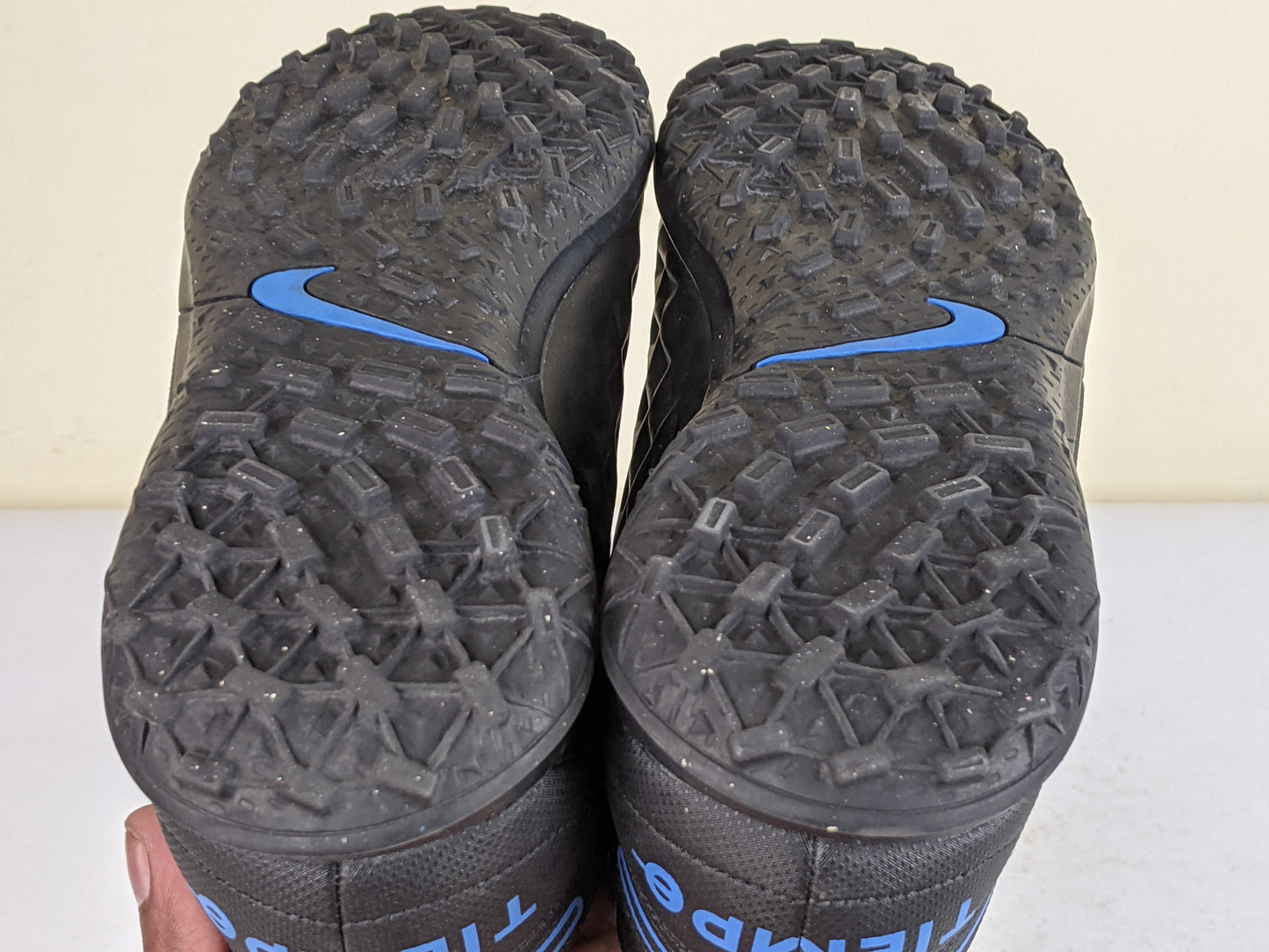 Nike Tiempo Legend 8 Club TF Black x Prism - Black/Lite Photo Blue/Cyber Yellow