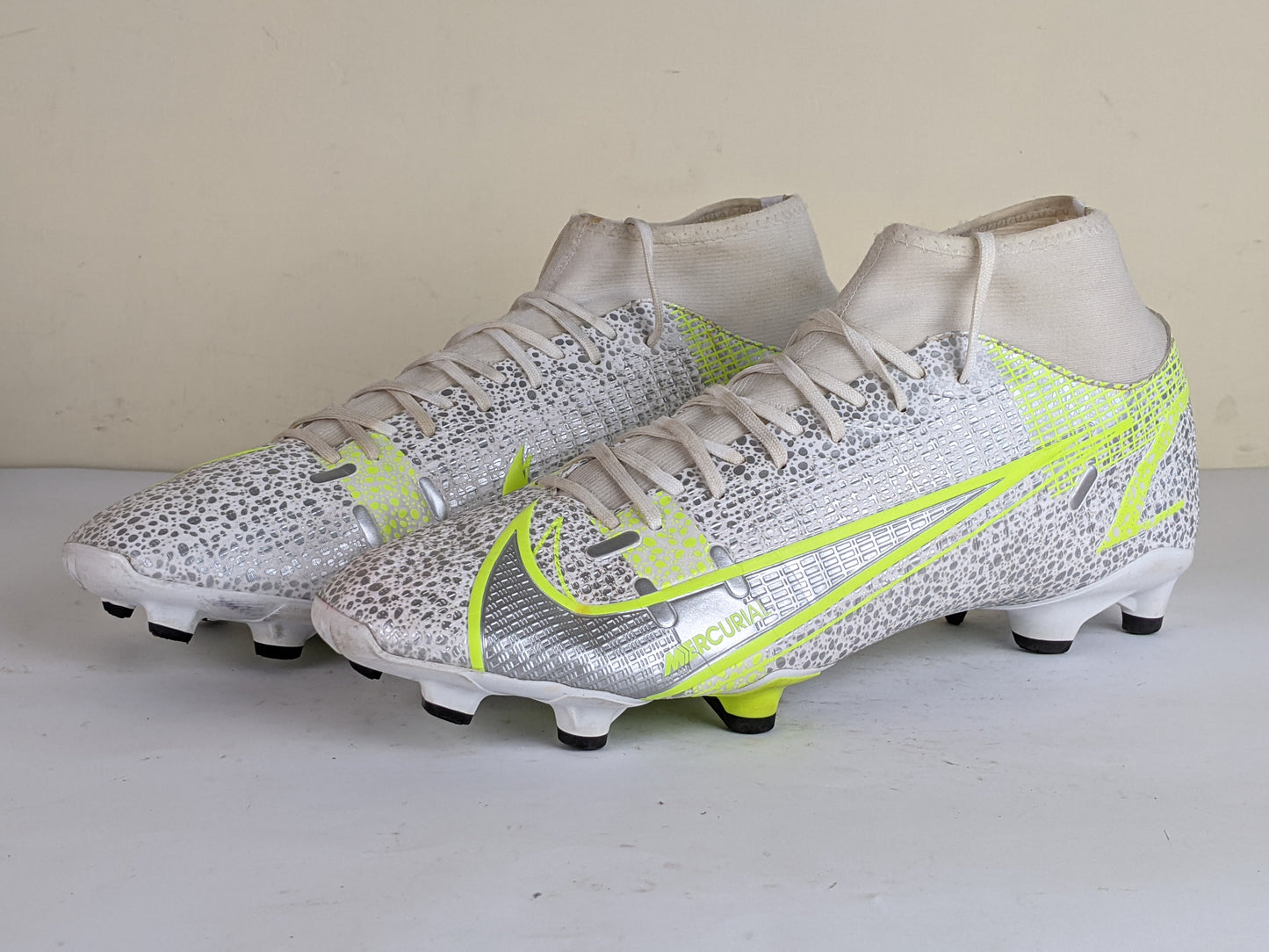 Nike Mercurial Superfly 8 Academy MG Silver Safari - White/Black/Metallic Silver/Volt