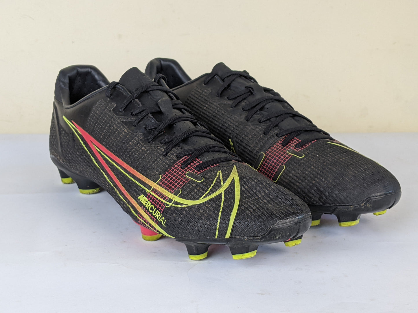 Nike Mercurial Vapor 14 Academy MG Black x Prism - Black/Yellow/Red