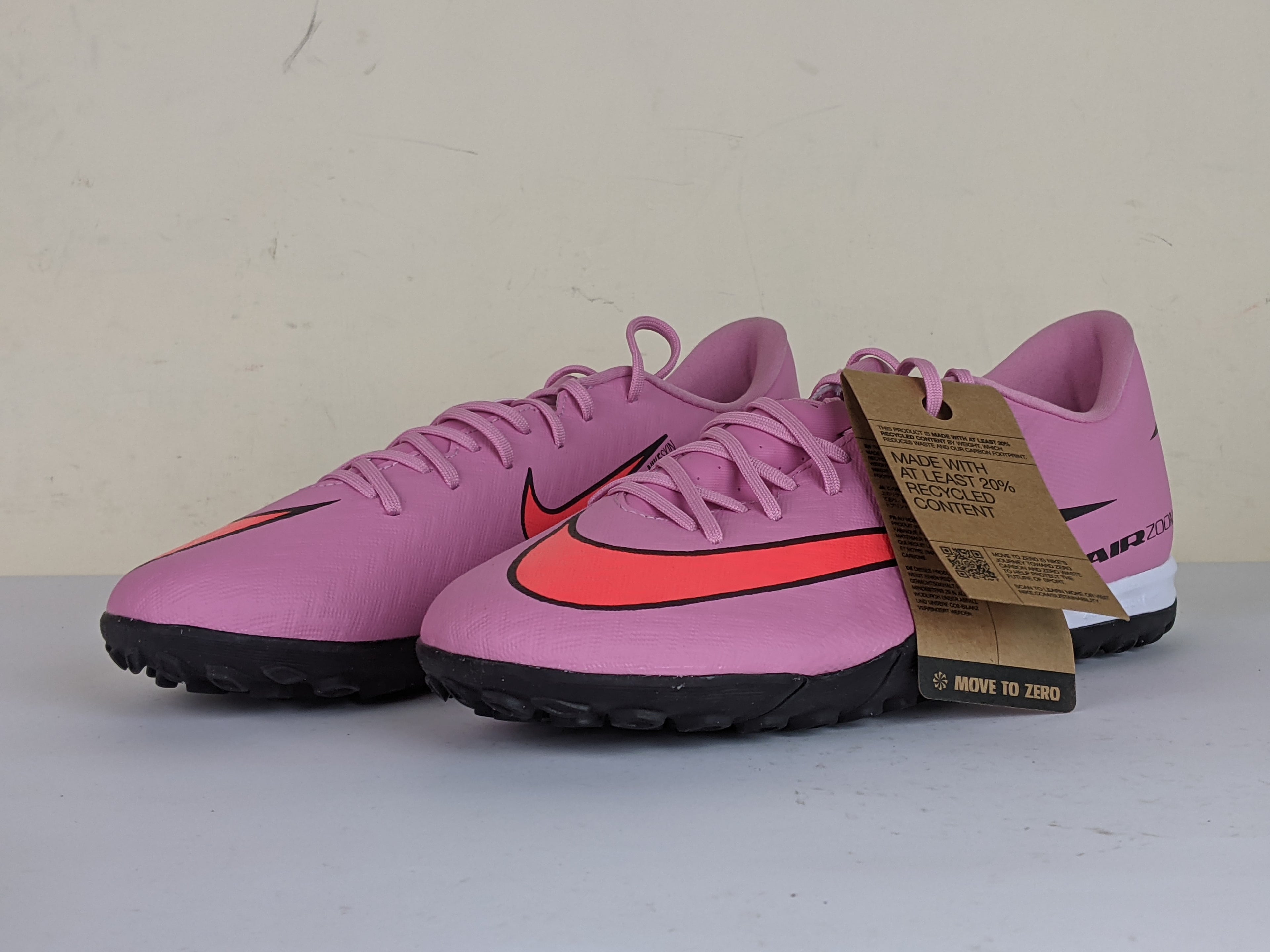 Nike Air Zoom Mercurial Vapor 16 Academy TF Scary Good - Magic Flamingo/Black/Total Crimson (Brand New)