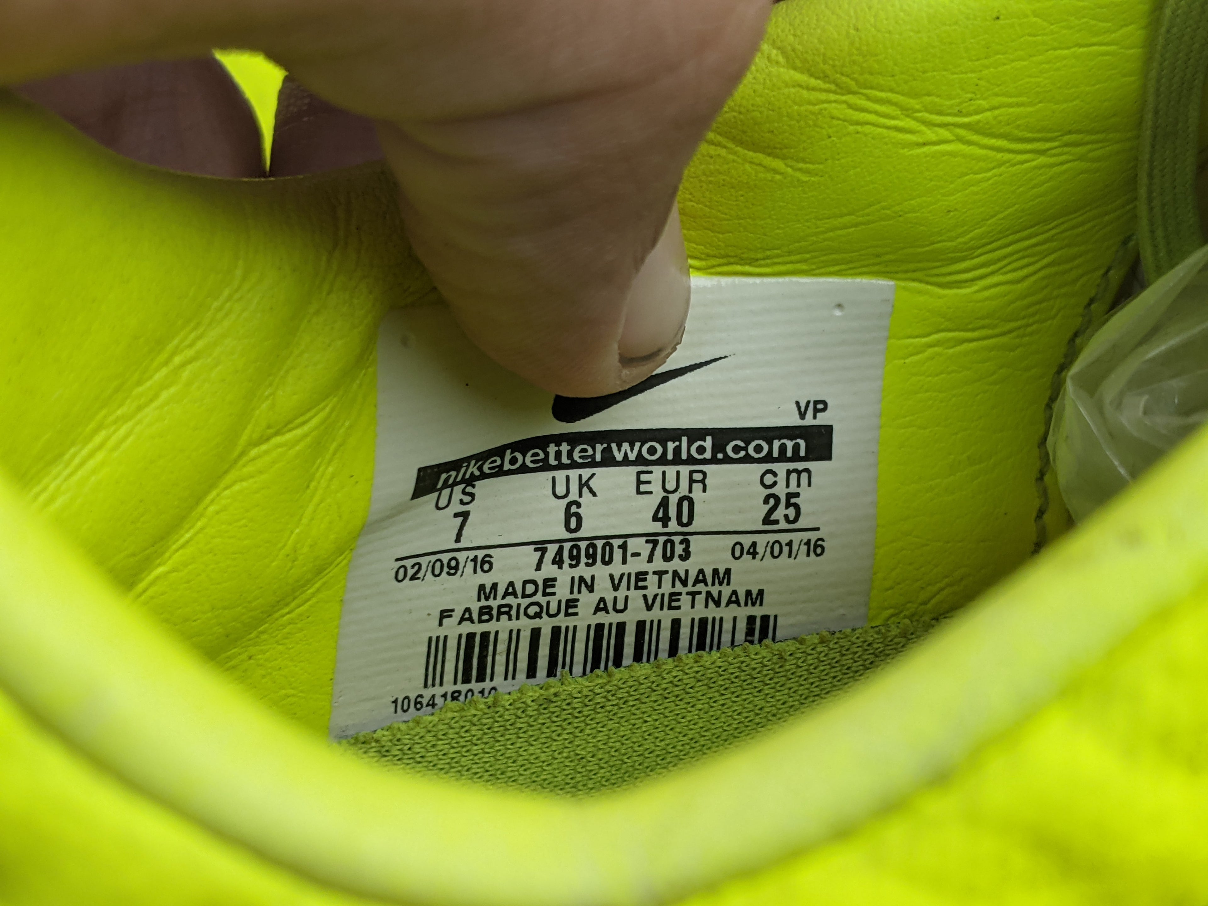 Nike Hypervenom Phinish FG 'Volt' (Slightly Damaged)