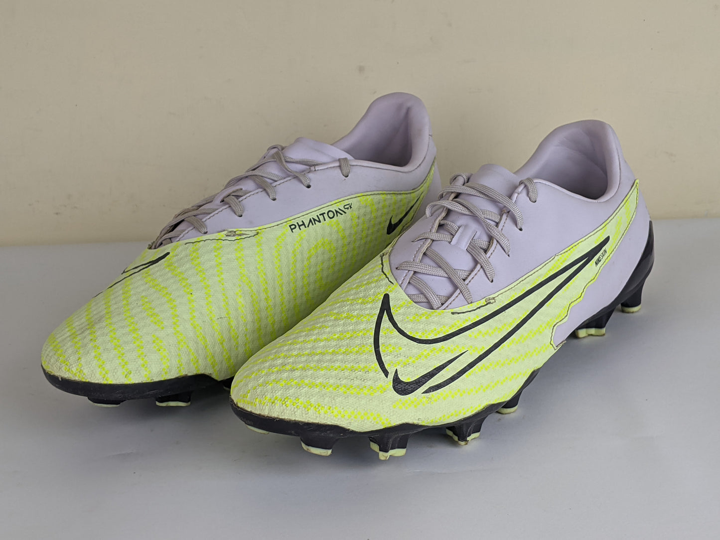 Nike Phantom GX Academy MG Luminous - Barely Volt/Gridiron/Barely Grape