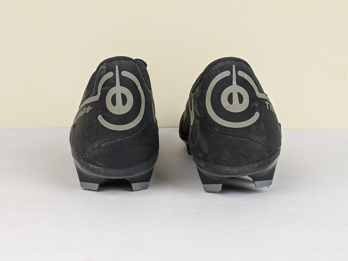 Nike Tiempo Legend 9 Club MG Renew - Black/Iron Grey