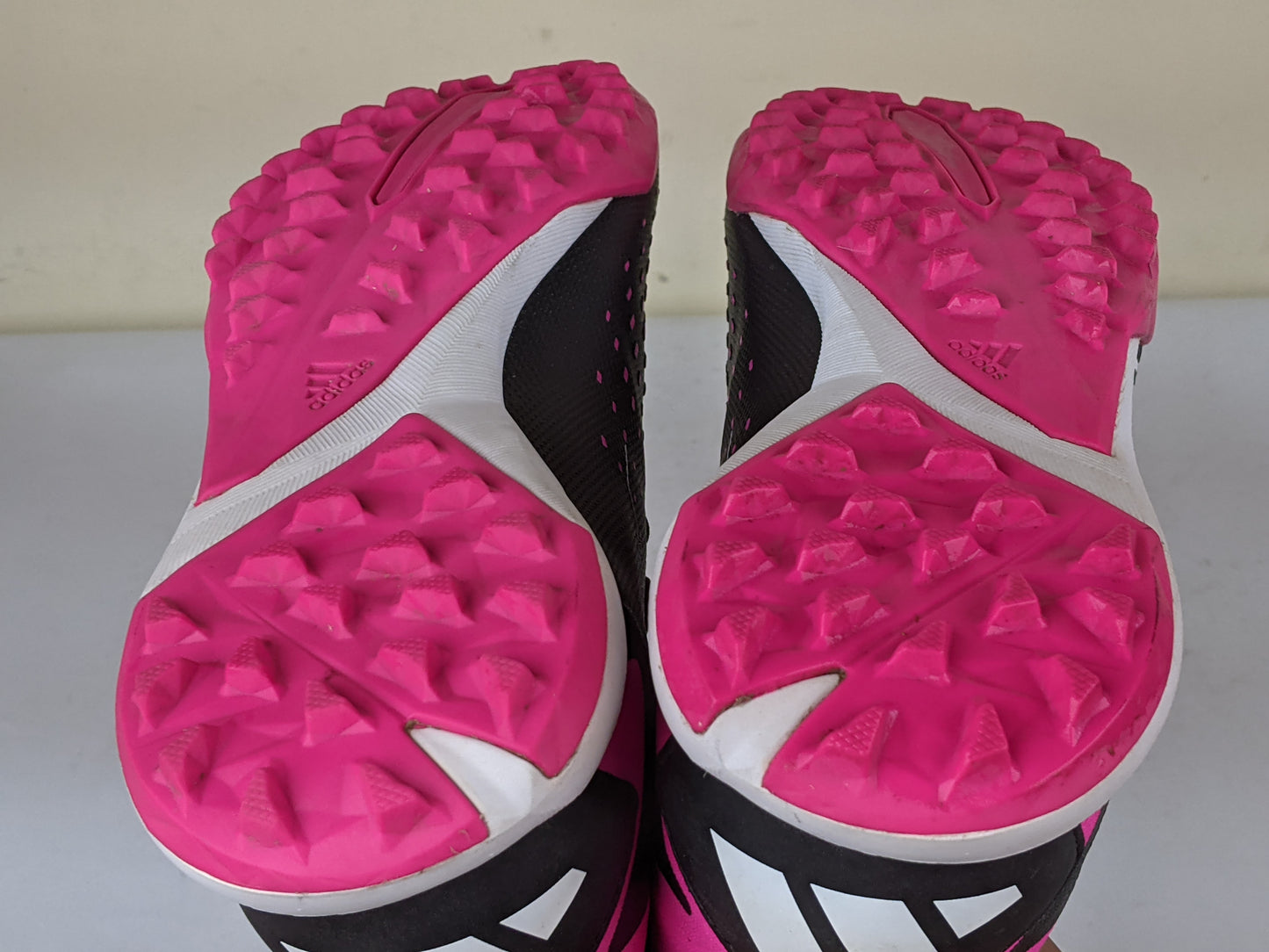 adidas Predator Accuracy .3 TF Own Your Football - Core Black/Footwear White/Shock Pink