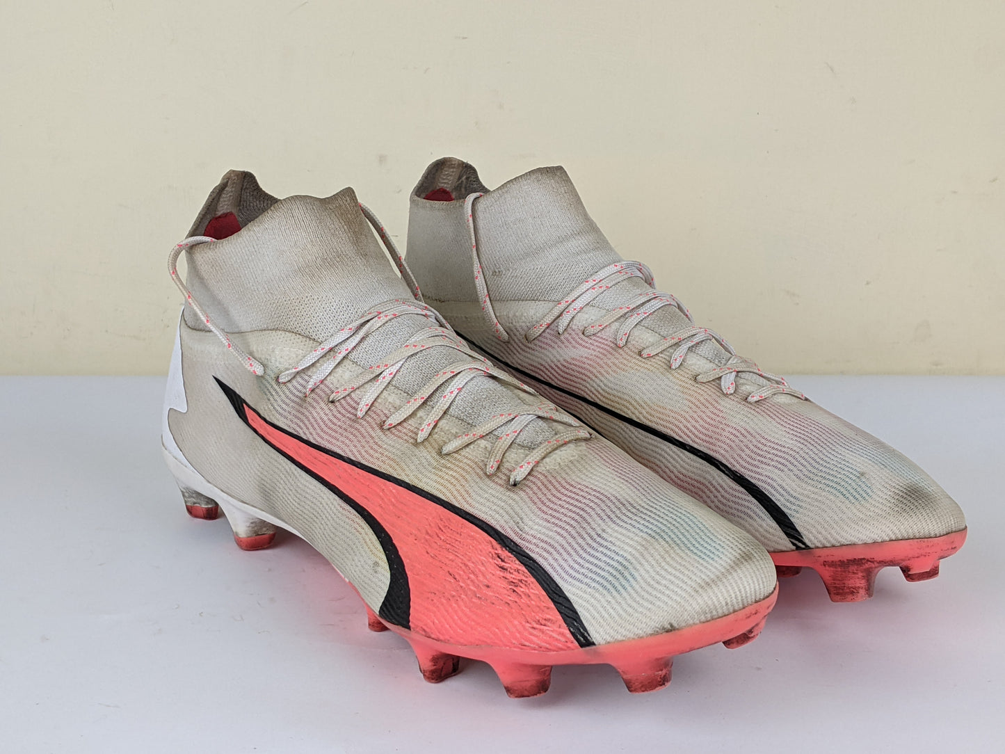 PUMA Ultra Pro FG/AG Breakthrough - White/Black/Fire Orchid