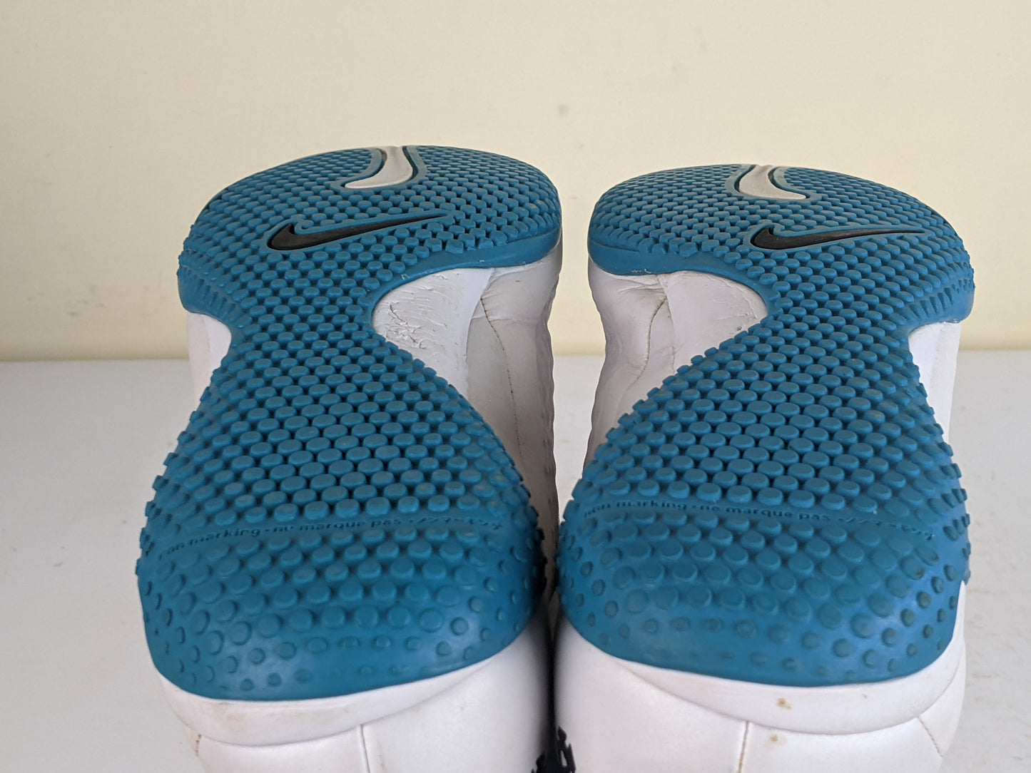 Nike Hypervenom Phelon IC White/Blue Lagoon/Total Crimson/Black