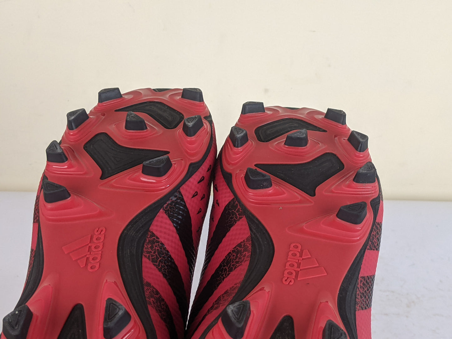 adidas Predator Freak .4 FG Meteorite - Red/Core Black