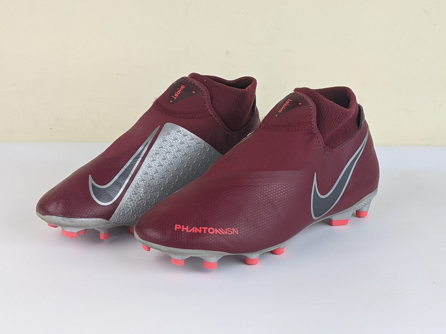 Nike Phantom Vision Academy DF MG Rising Fire - Team Red/Dark Grey/Bright Crimson