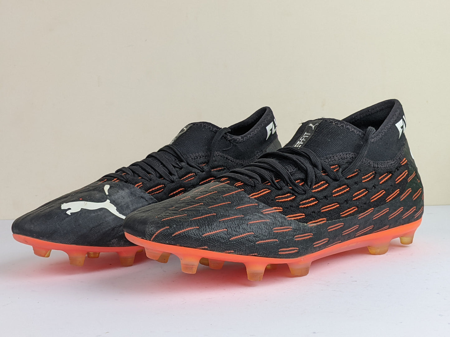 PUMA Future 6.2 Netfit FG/AG Chasing Adrenaline - PUMA Black/PUMA White/Shocking Orange