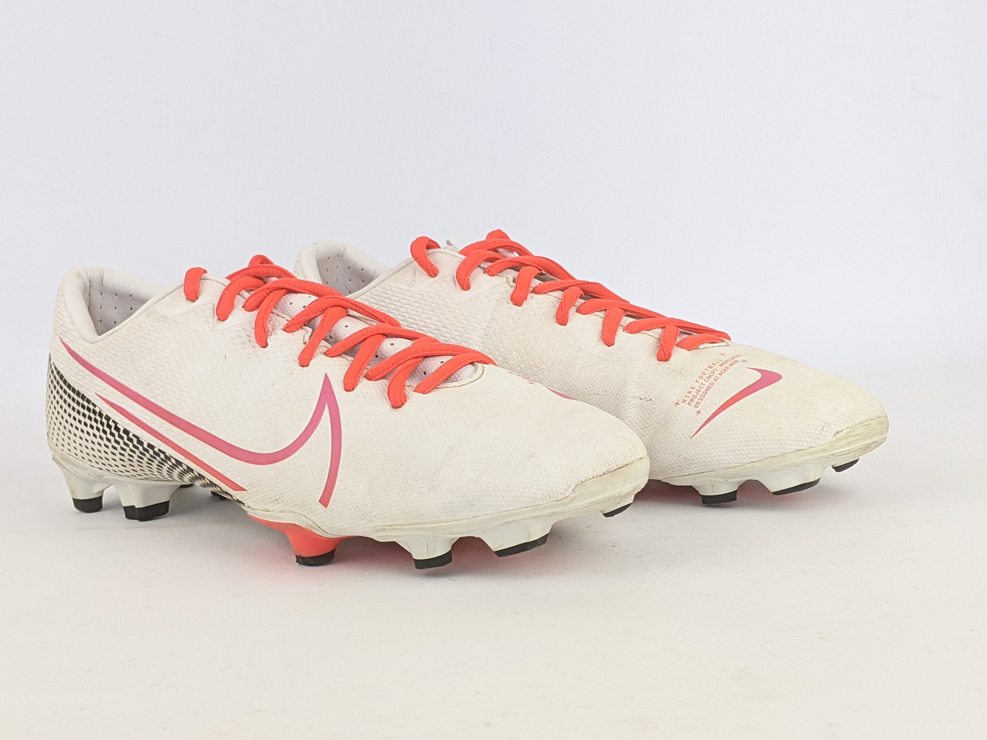 Nike-Mercurial Vapor 13 Academy MG 'White Laser Crimson'