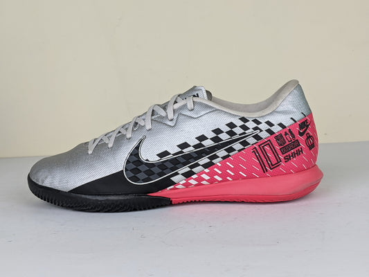 Nike Mercurial Vapor 13 Academy IC NJR Speed Freak - Chrome/Black/Red Orbit