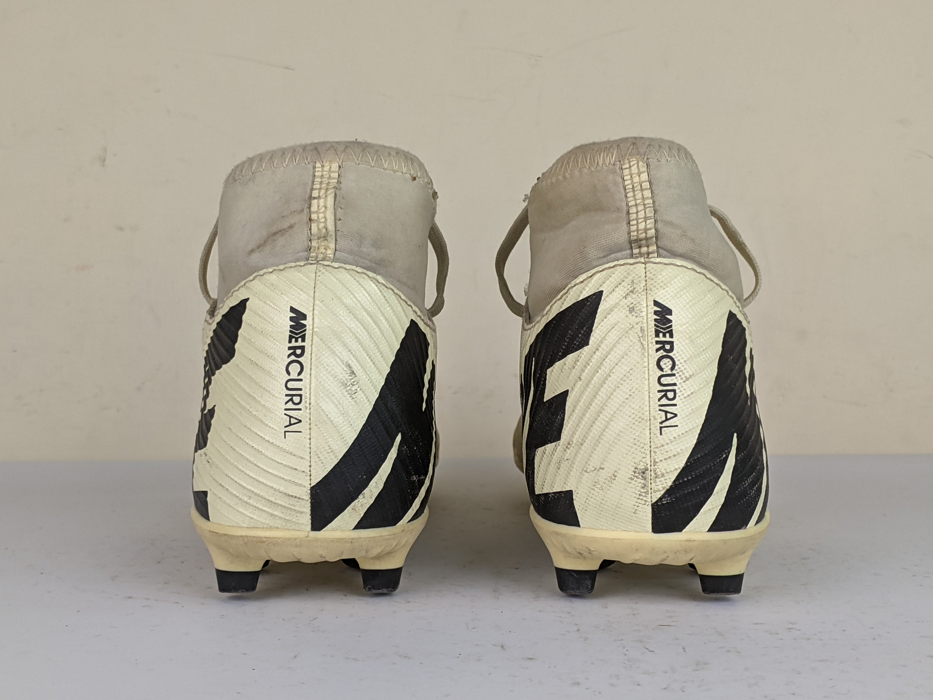 Nike Mercurial Superfly 9 Club MG Mad Ready - Lemonade/Black