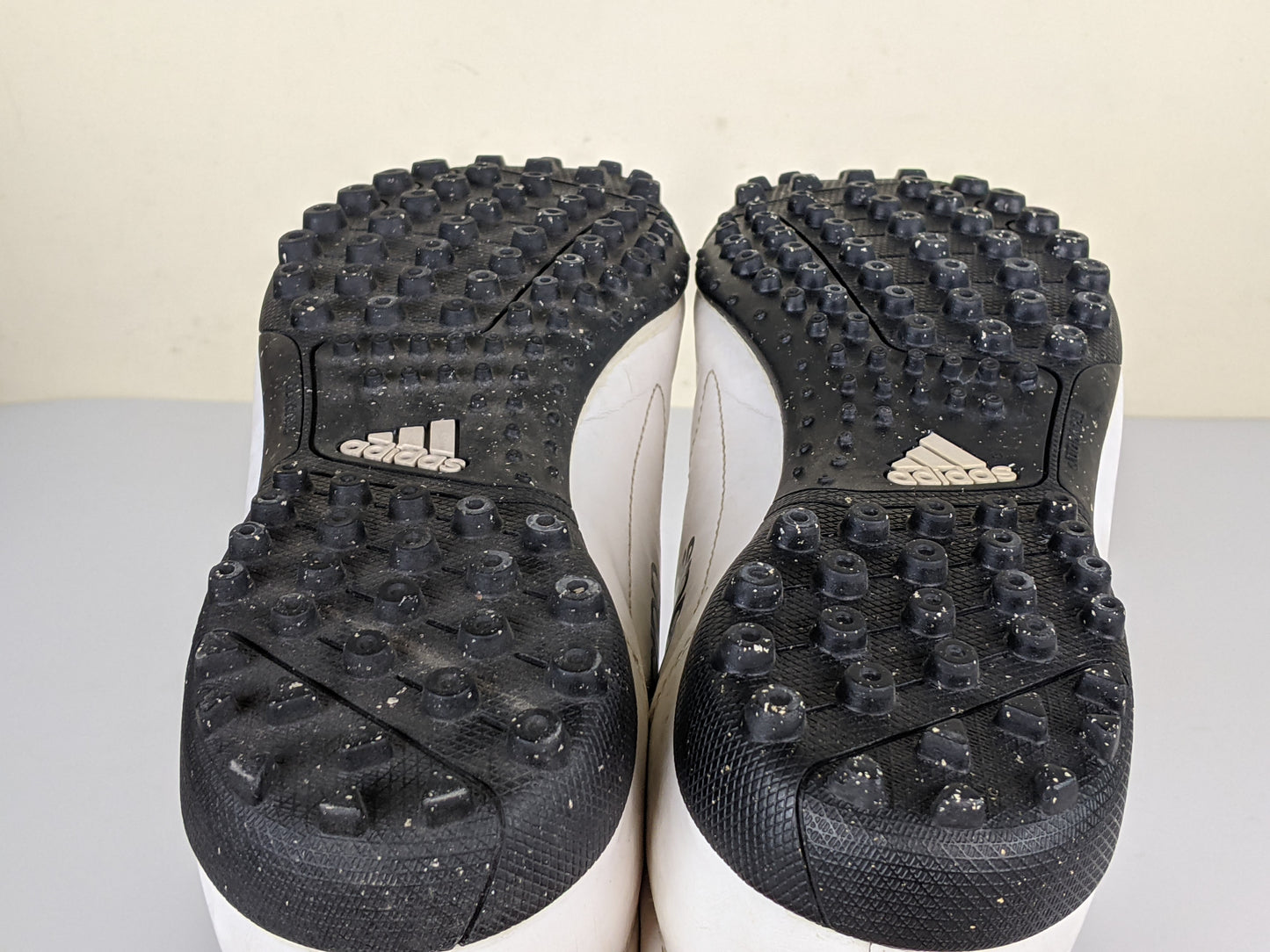 adidas Conquisto II TF 'White/Black