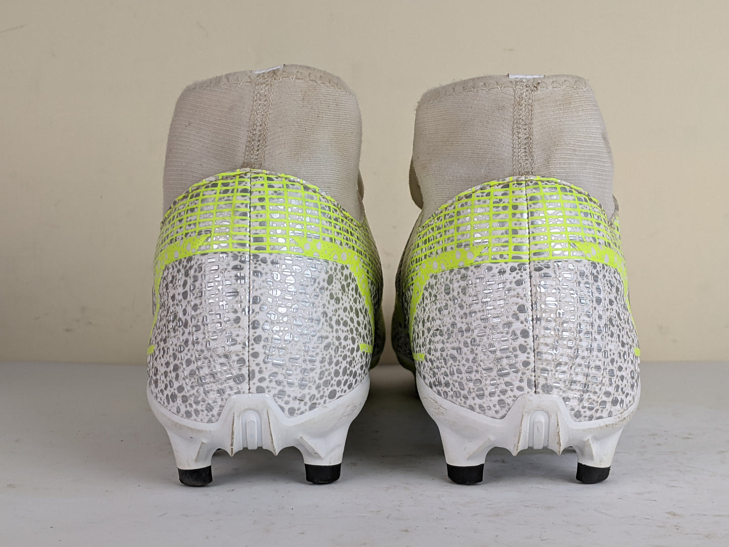 Nike Mercurial Superfly 8 Academy MG Silver Safari - White/Black/Metallic Silver/Volt