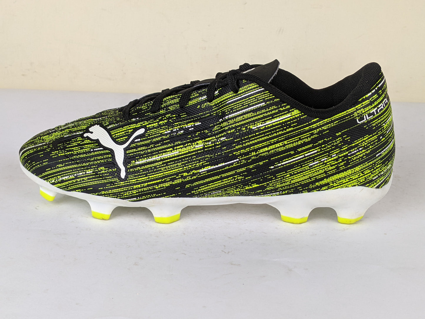 PUMA Ultra 4.2 FG/AG Game On - PUMA Black/PUMA White/Yellow Alert Kids