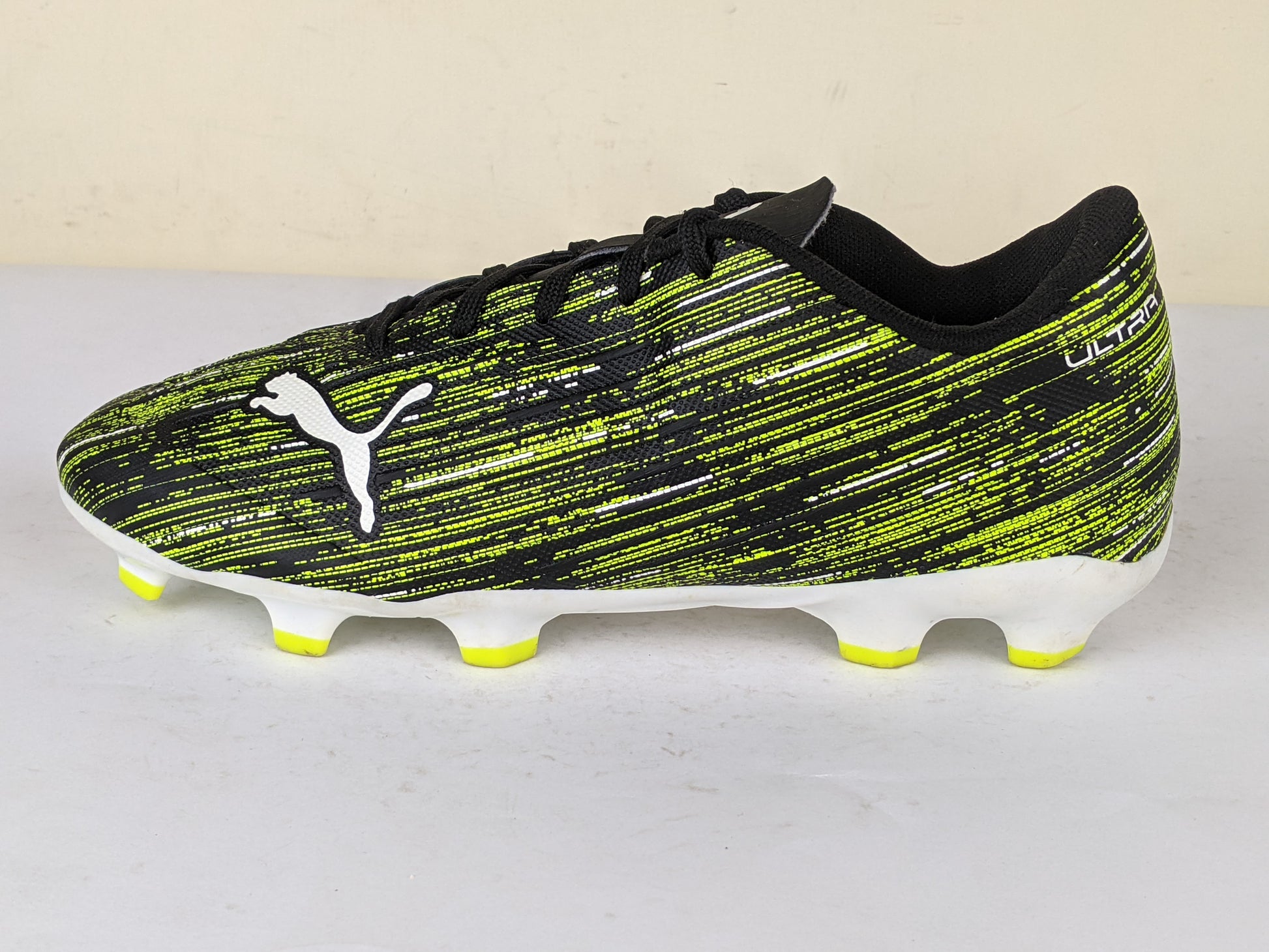 PUMA Ultra 4.2 FG/AG Game On - PUMA Black/PUMA White/Yellow Alert Kids